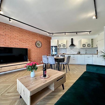 Apartament Ukiel No9 Z Prywatnym Dostepem Do Jeziora I Silownia 올슈틴 외부 사진