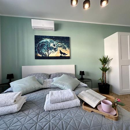 Apartament Ukiel No9 Z Prywatnym Dostepem Do Jeziora I Silownia 올슈틴 외부 사진